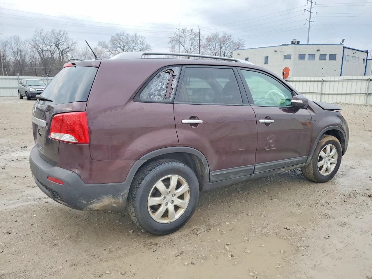 2011 KIA SORENTO LX photo 3