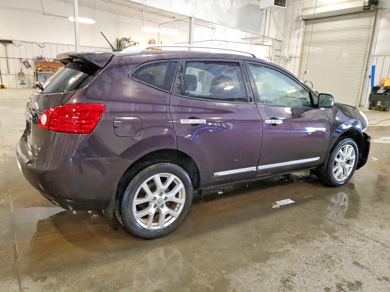 2013 NISSAN ROGUE S photo 5