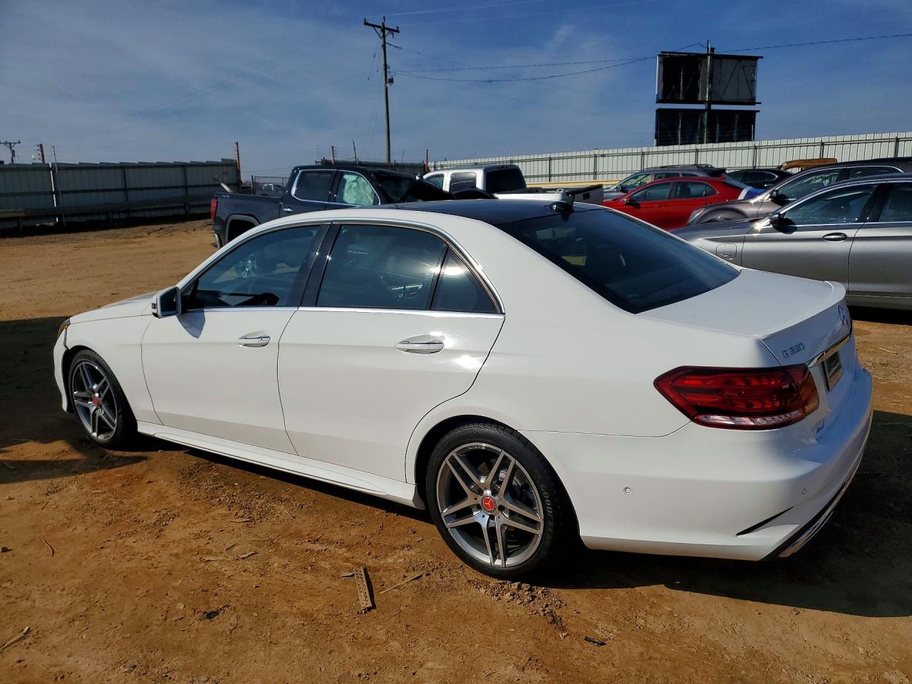 2014 MERCEDES-BENZ E photo 2