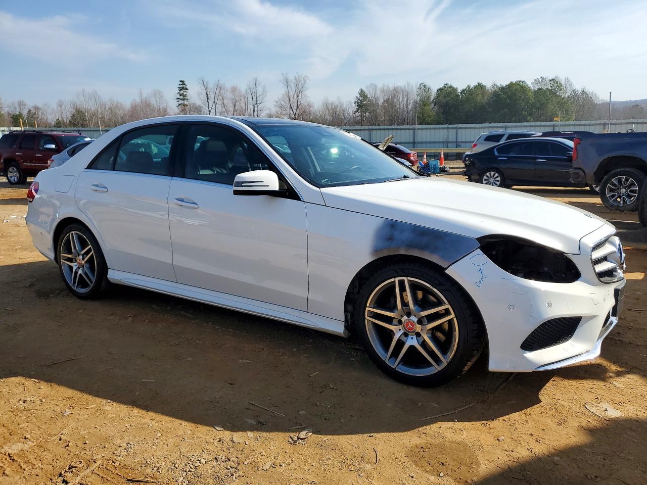 2014 MERCEDES-BENZ E photo 4