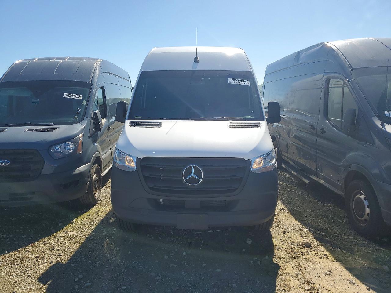 2025 MERCEDES BENZ SPRINTER 2500 DELIVERY VAN photo 13
