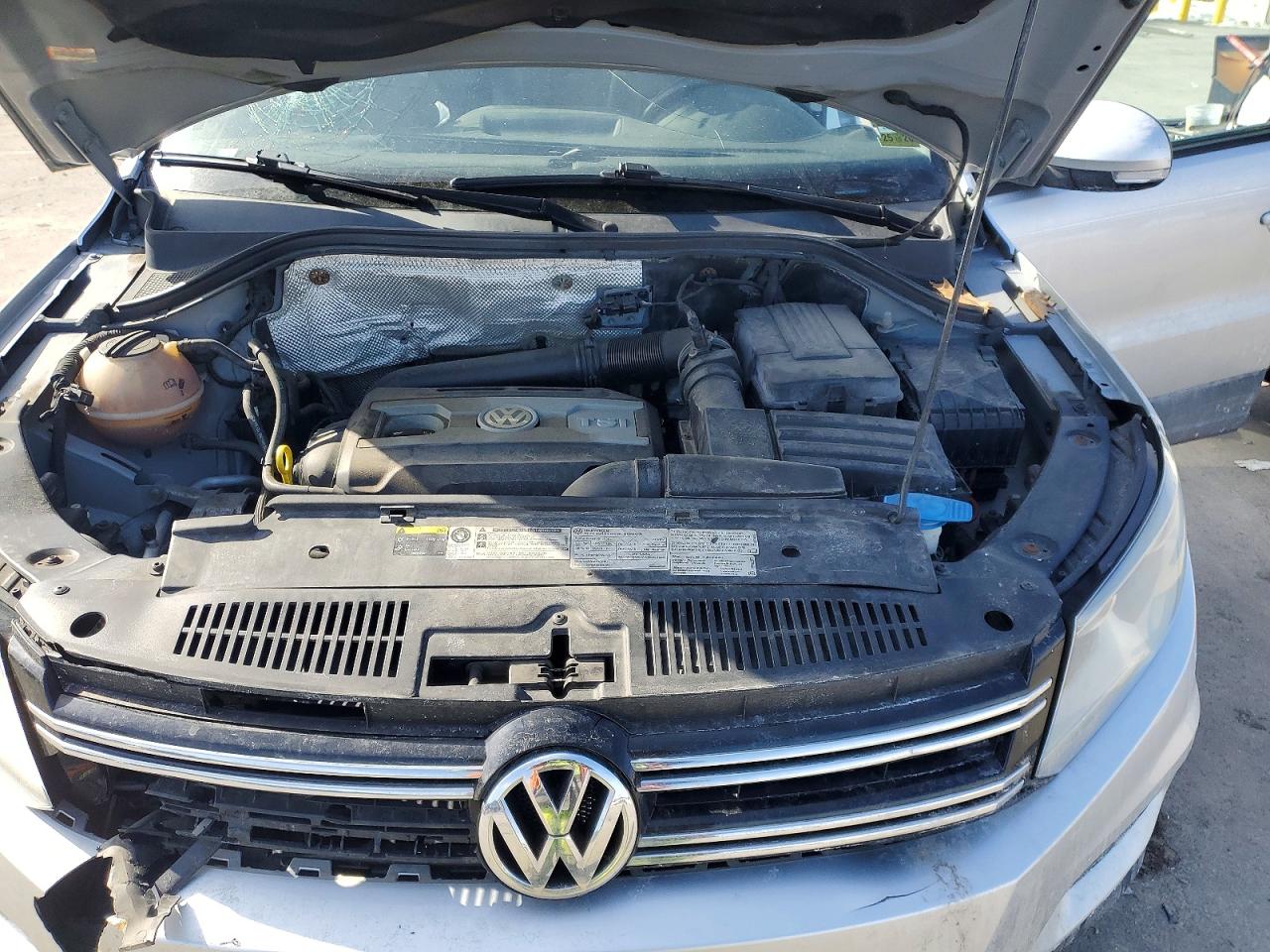 2016 VOLKSWAGEN TIGUAN photo 31
