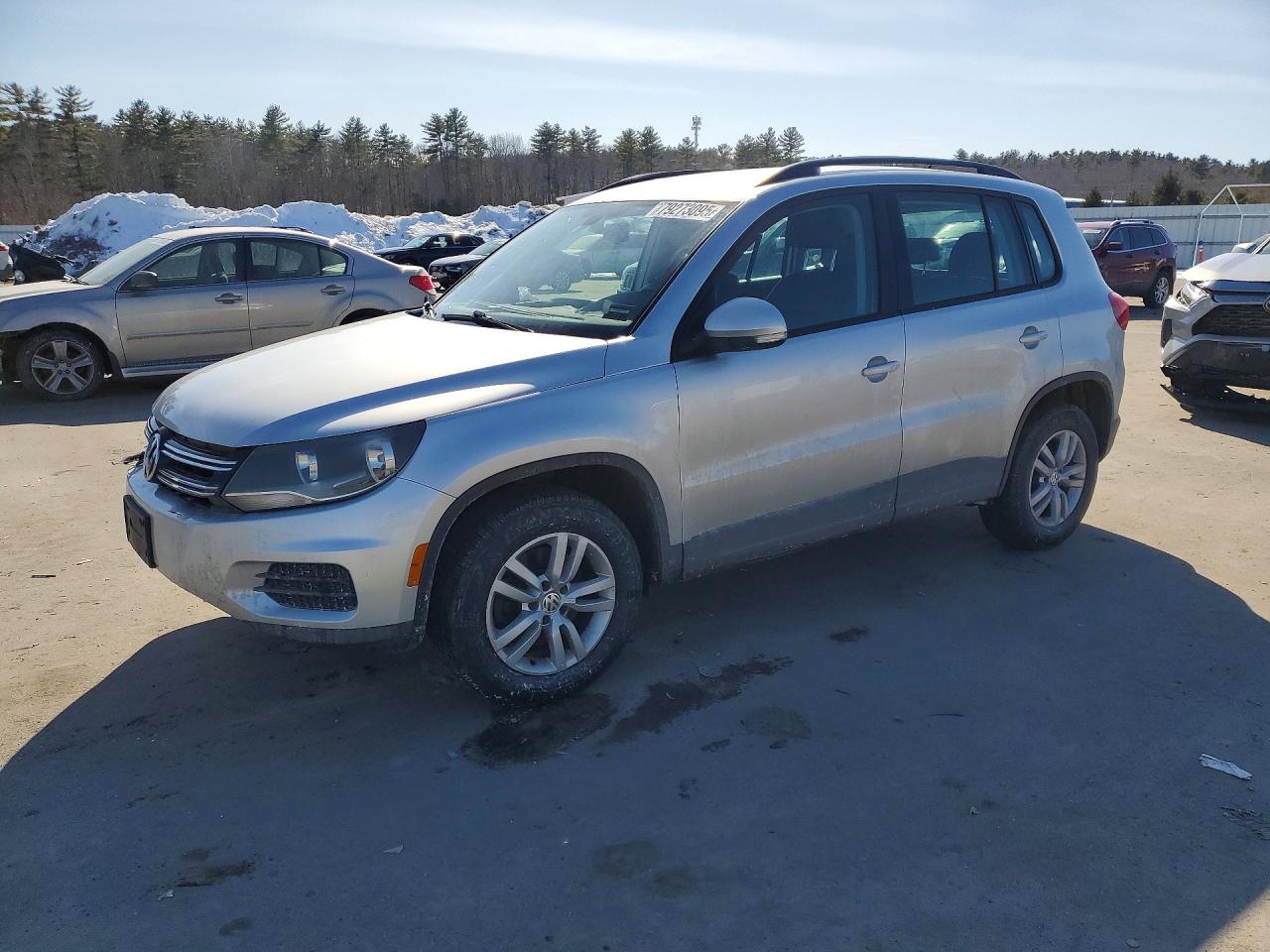 2016 VOLKSWAGEN TIGUAN