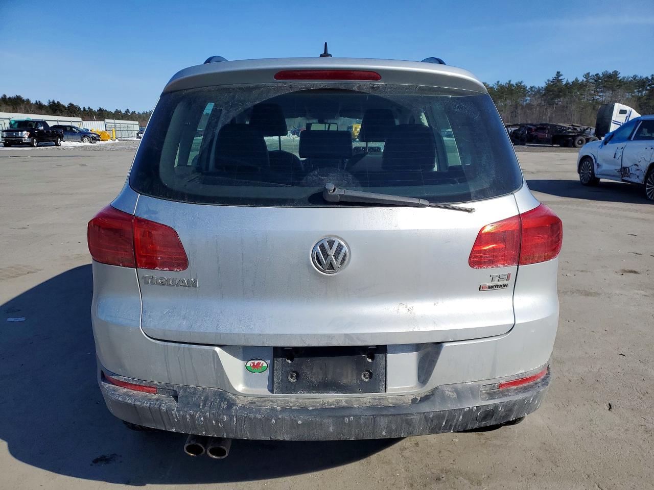 2016 VOLKSWAGEN TIGUAN photo 16