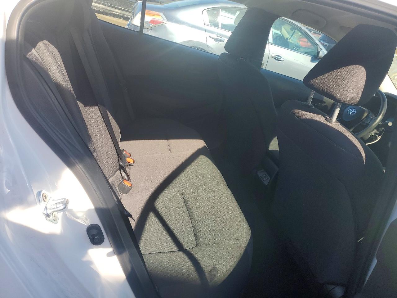 2024 TOYOTA COROLLA LE photo 19