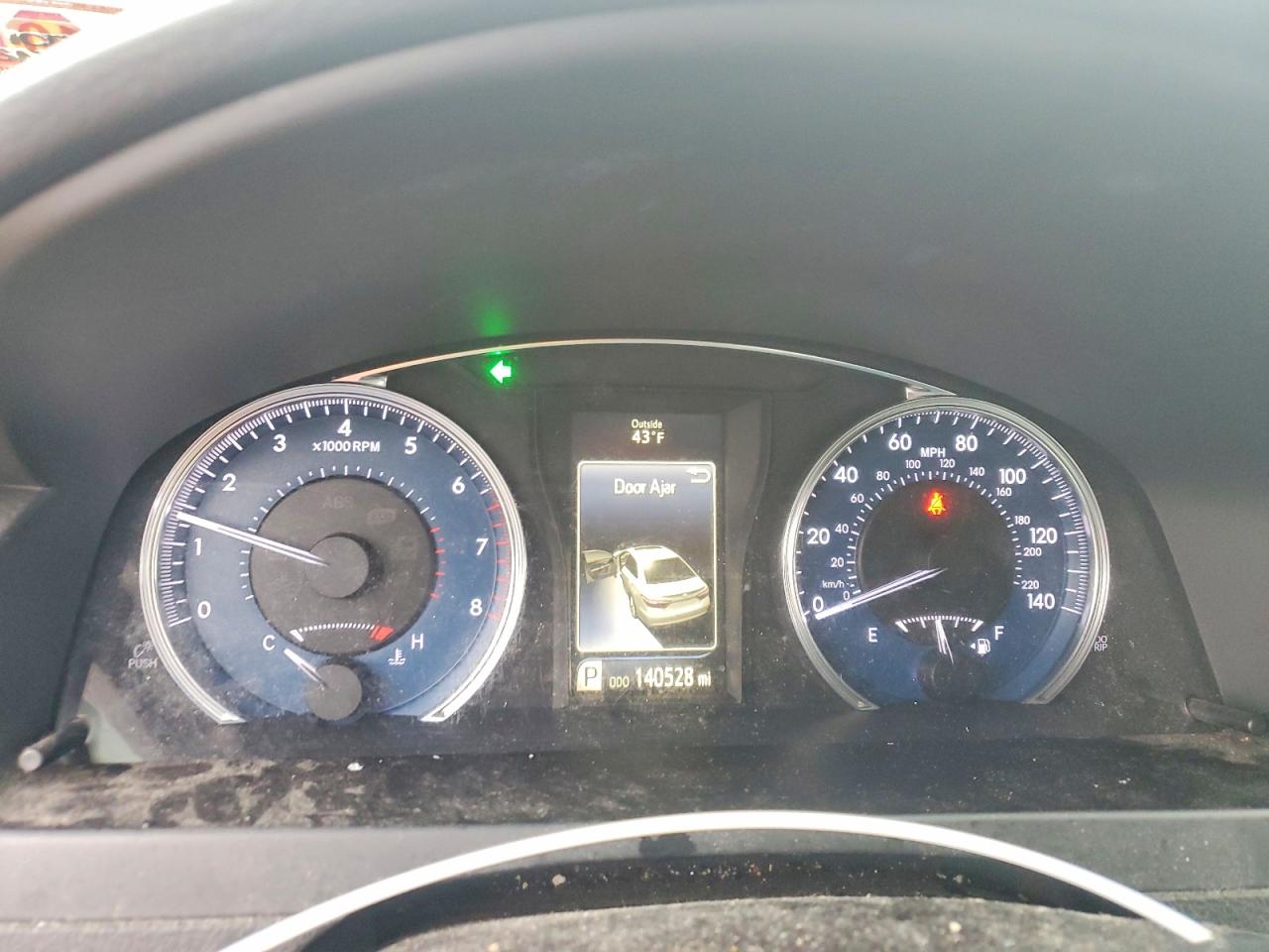 2017 TOYOTA CAMRY XLE photo 9