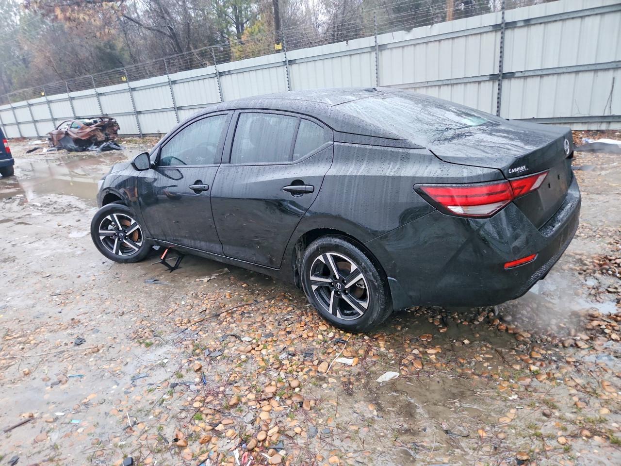 2024 NISSAN SENTRA SV photo 2