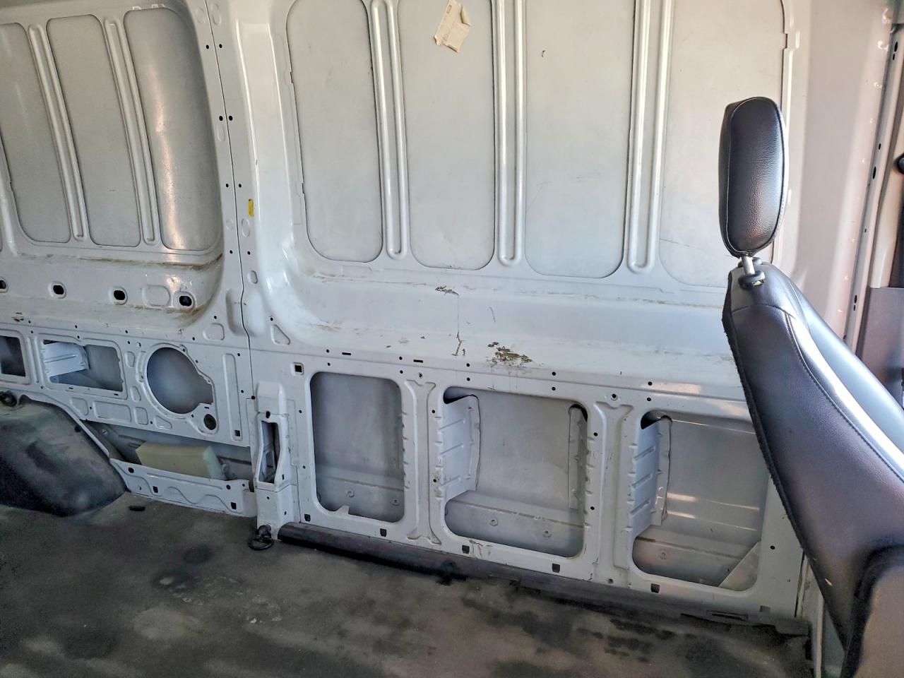 2020 FORD TRANSIT T-250 DELIVERY VAN photo 21