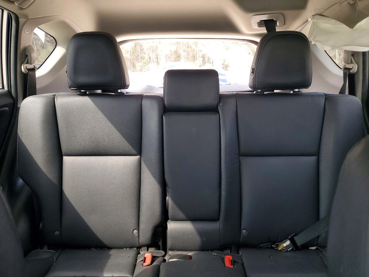 2015 TOYOTA RAV4 LIMITED photo 28