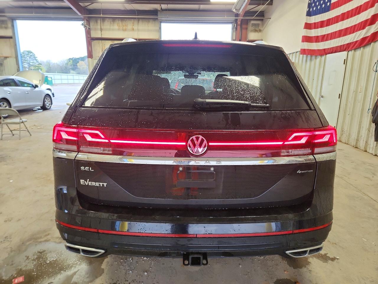 2024 VOLKSWAGEN ATLAS SEL PREMIUM R-LINE photo 6
