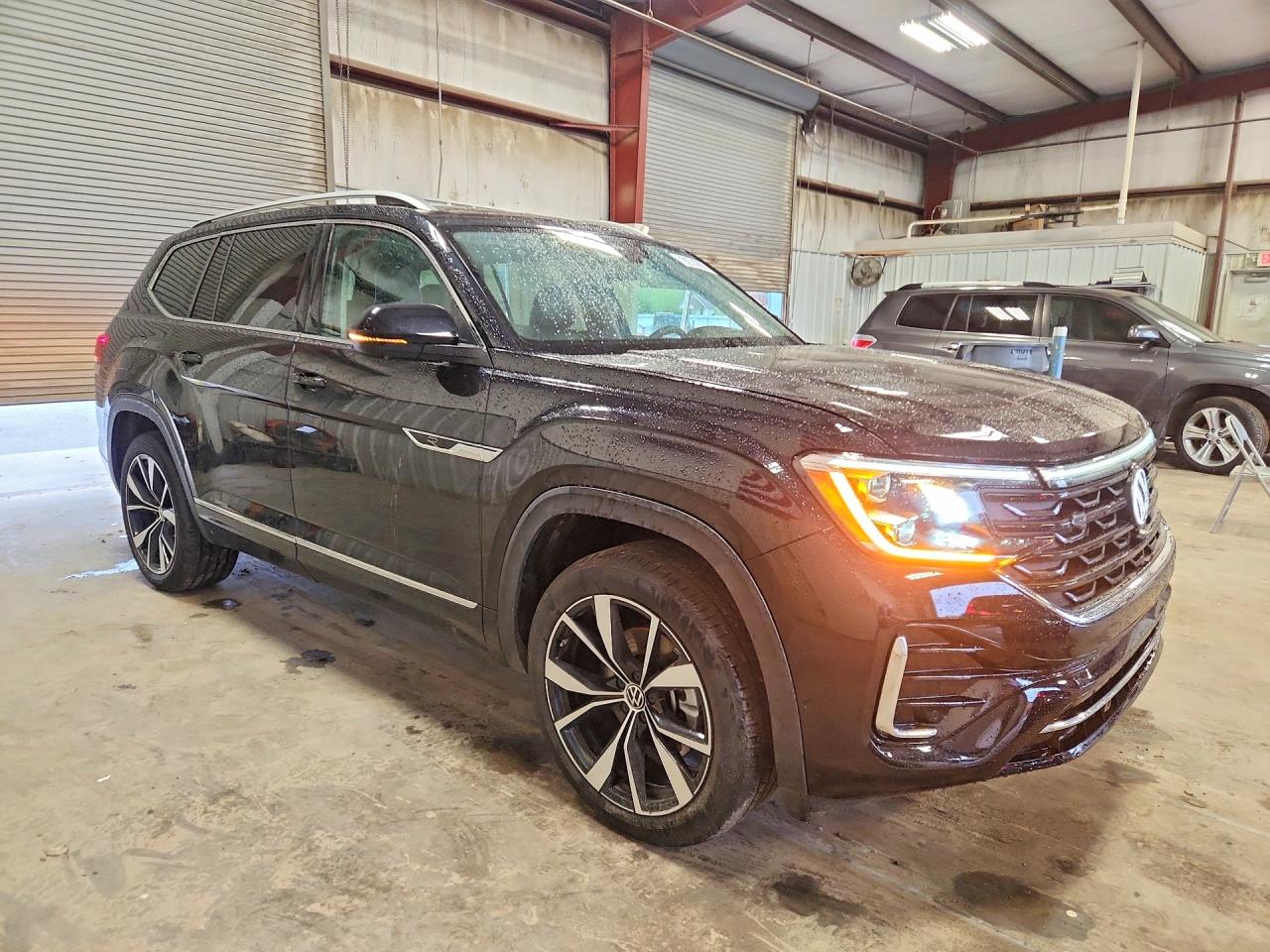 2024 VOLKSWAGEN ATLAS SEL PREMIUM R-LINE photo 4