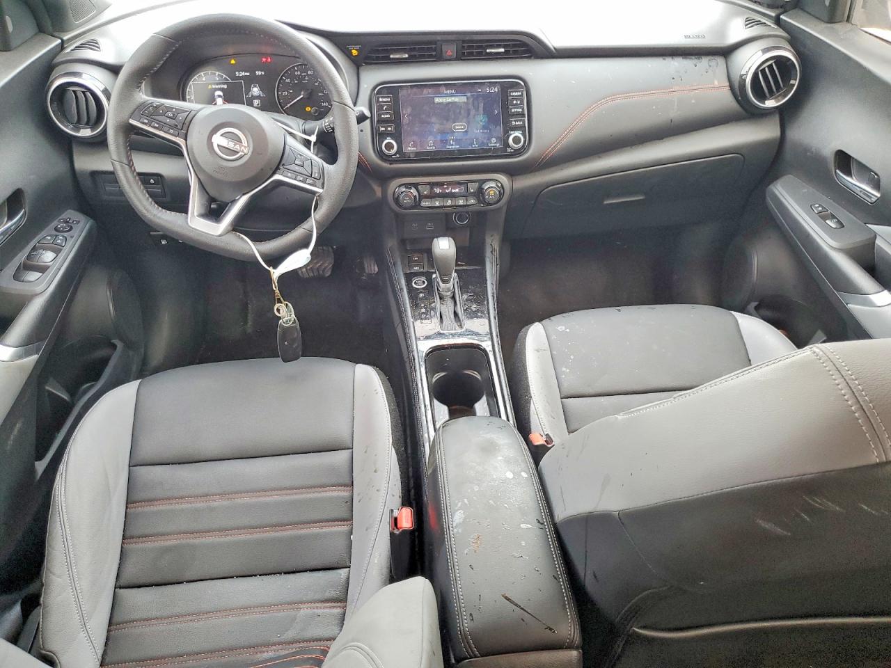 2023 NISSAN KICKS SR photo 15