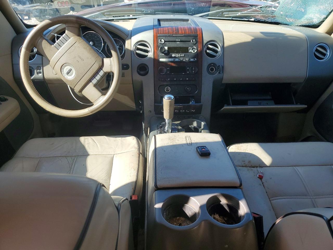 2006 LINCOLN MARK LT photo 8