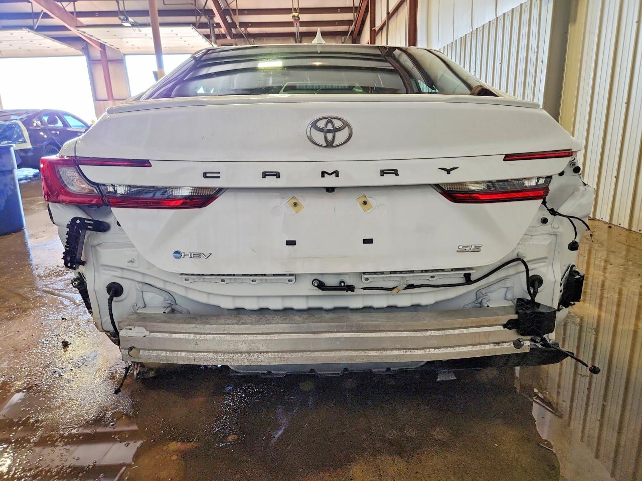 2025 TOYOTA CAMRY SE photo 6