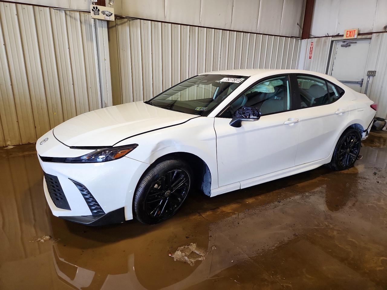 2025 TOYOTA CAMRY
