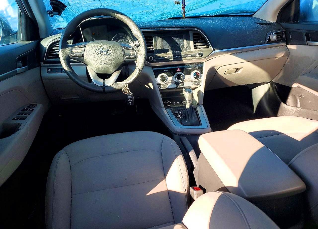 2019 HYUNDAI ELANTRA SE photo 8