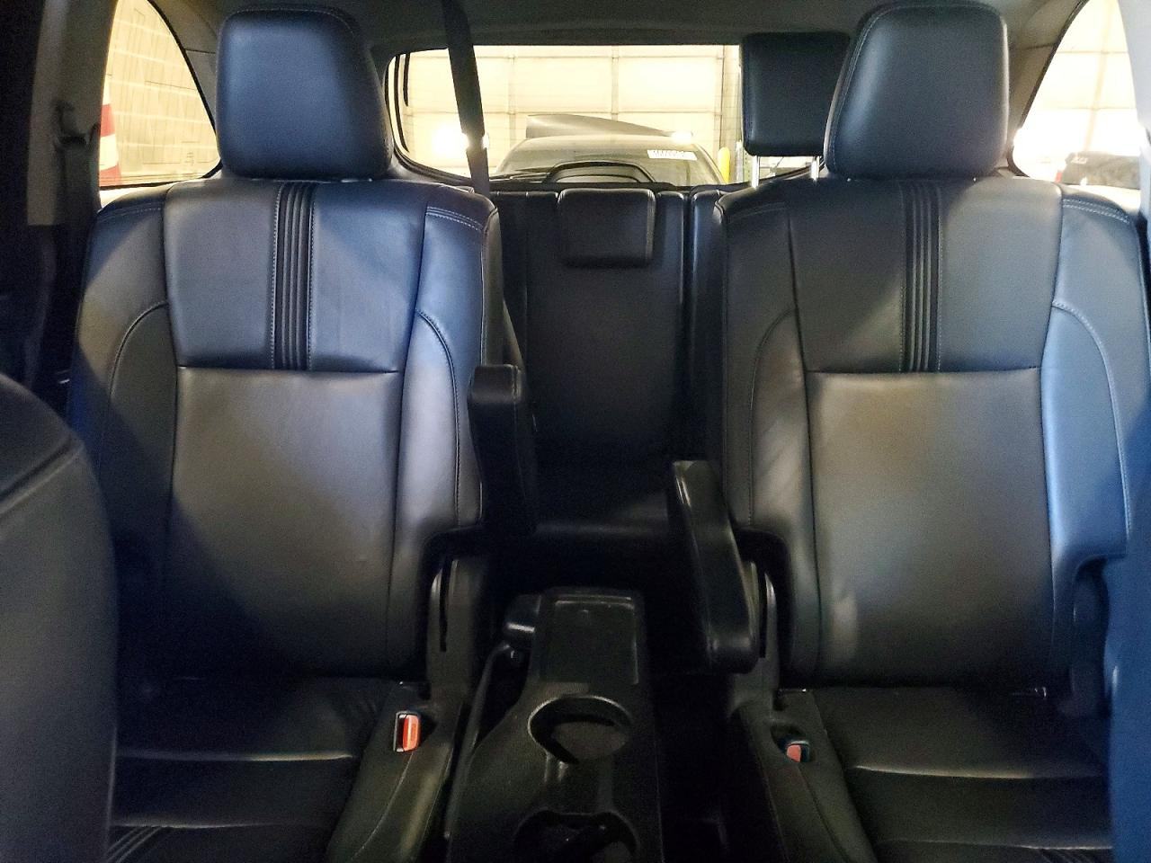 2018 TOYOTA HIGHLANDER SE photo 10