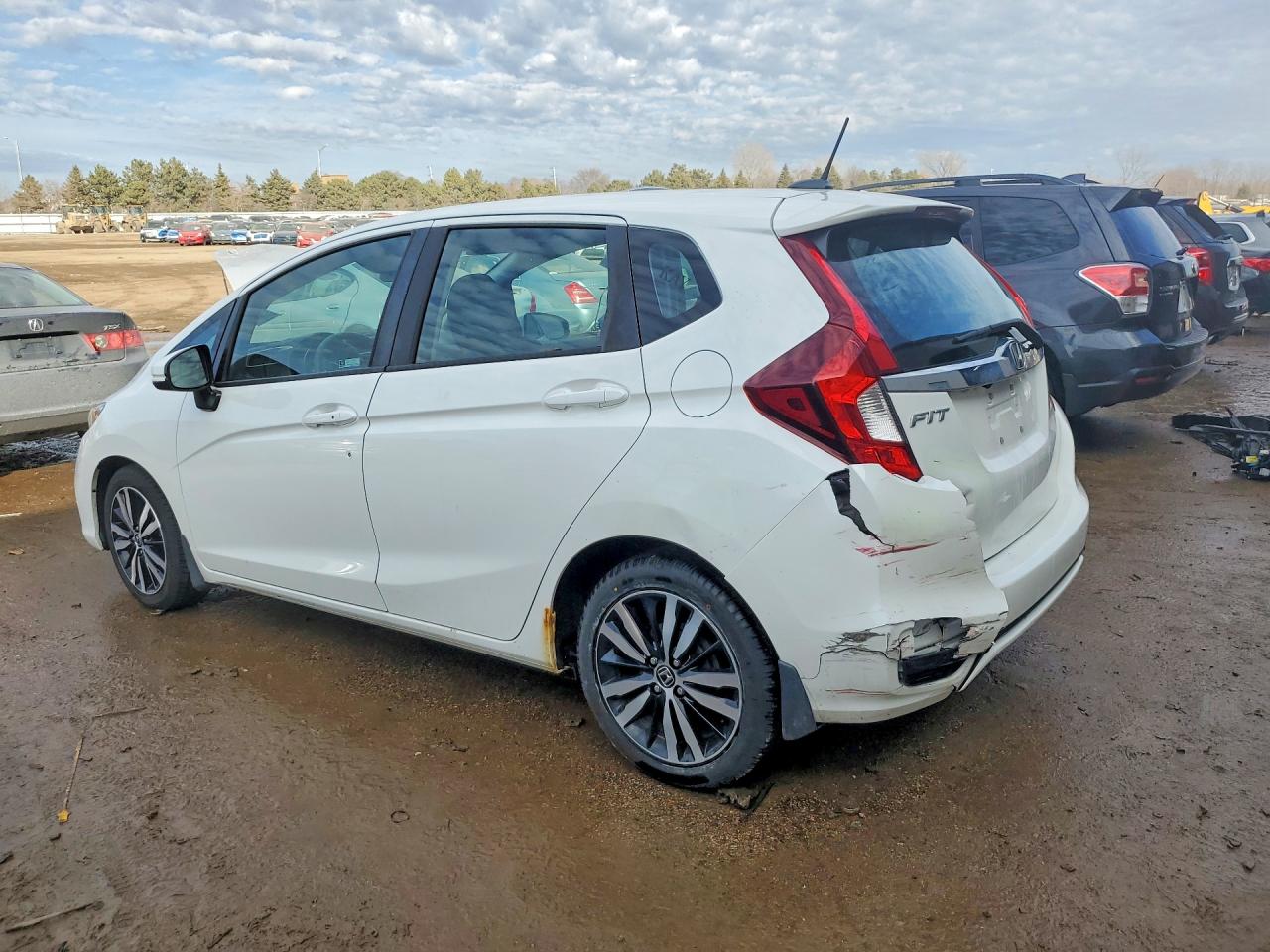 2018 HONDA FIT EX photo 2