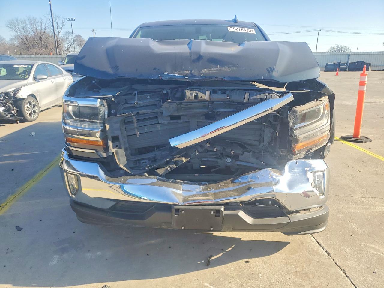 2018 CHEVROLET SILVERADO C1500 LT photo 9