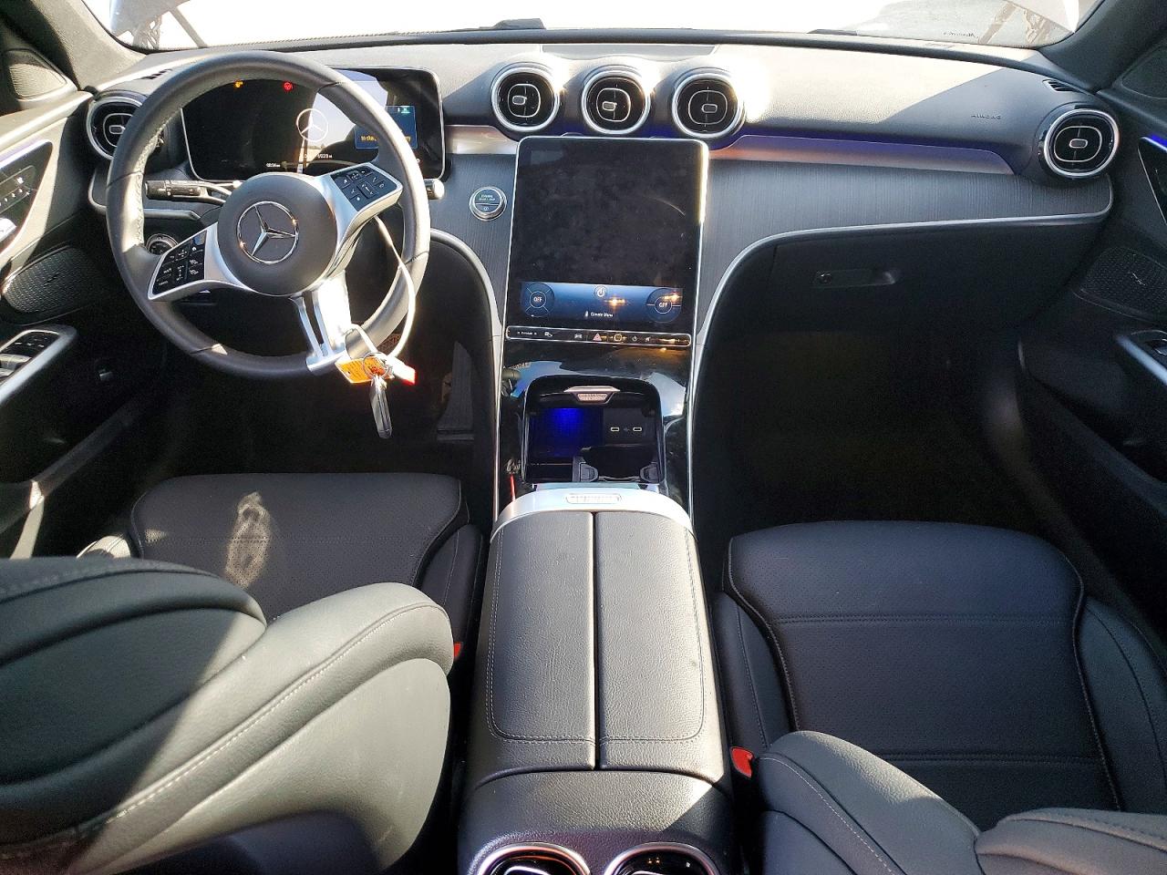 2025 MERCEDES-BENZ C 300 photo 15