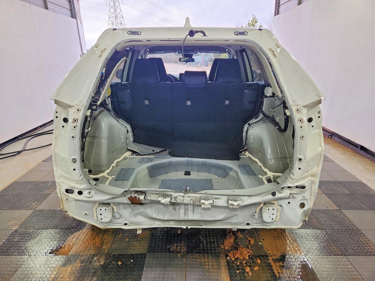 2022 TOYOTA RAV4 LE photo 16