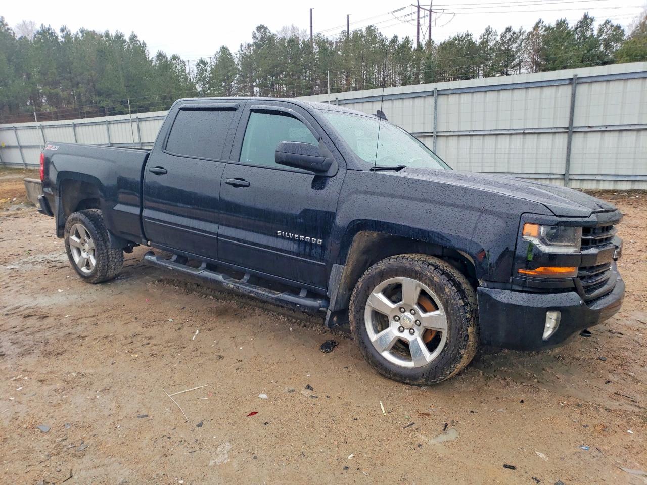 2017 CHEVROLET SILVERADO K1500 LT photo 7