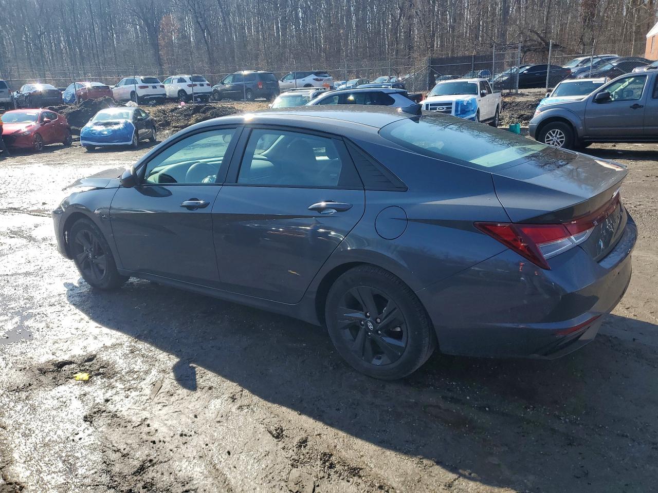 2023 HYUNDAI ELANTRA SEL photo 4