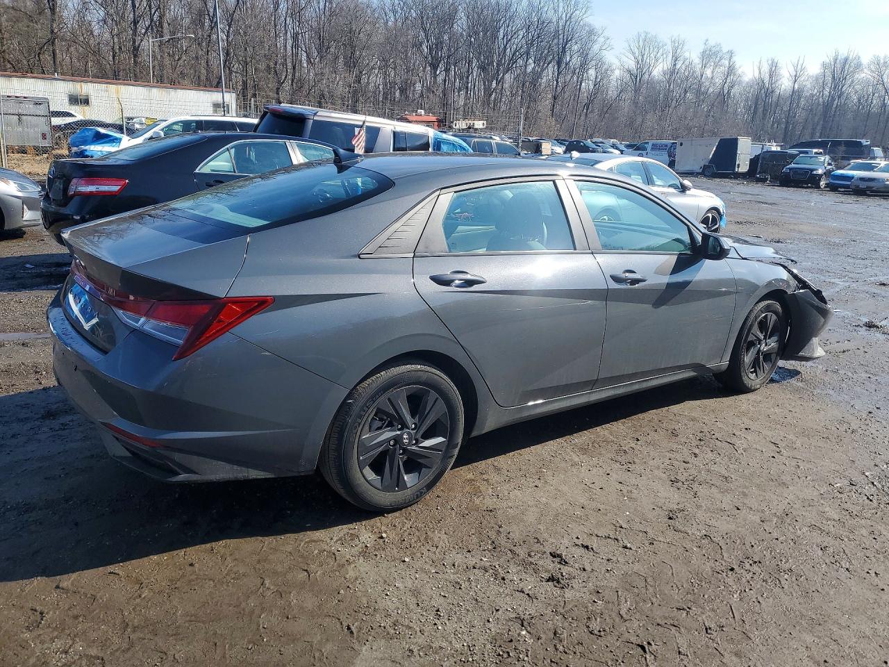 2023 HYUNDAI ELANTRA SEL photo 7