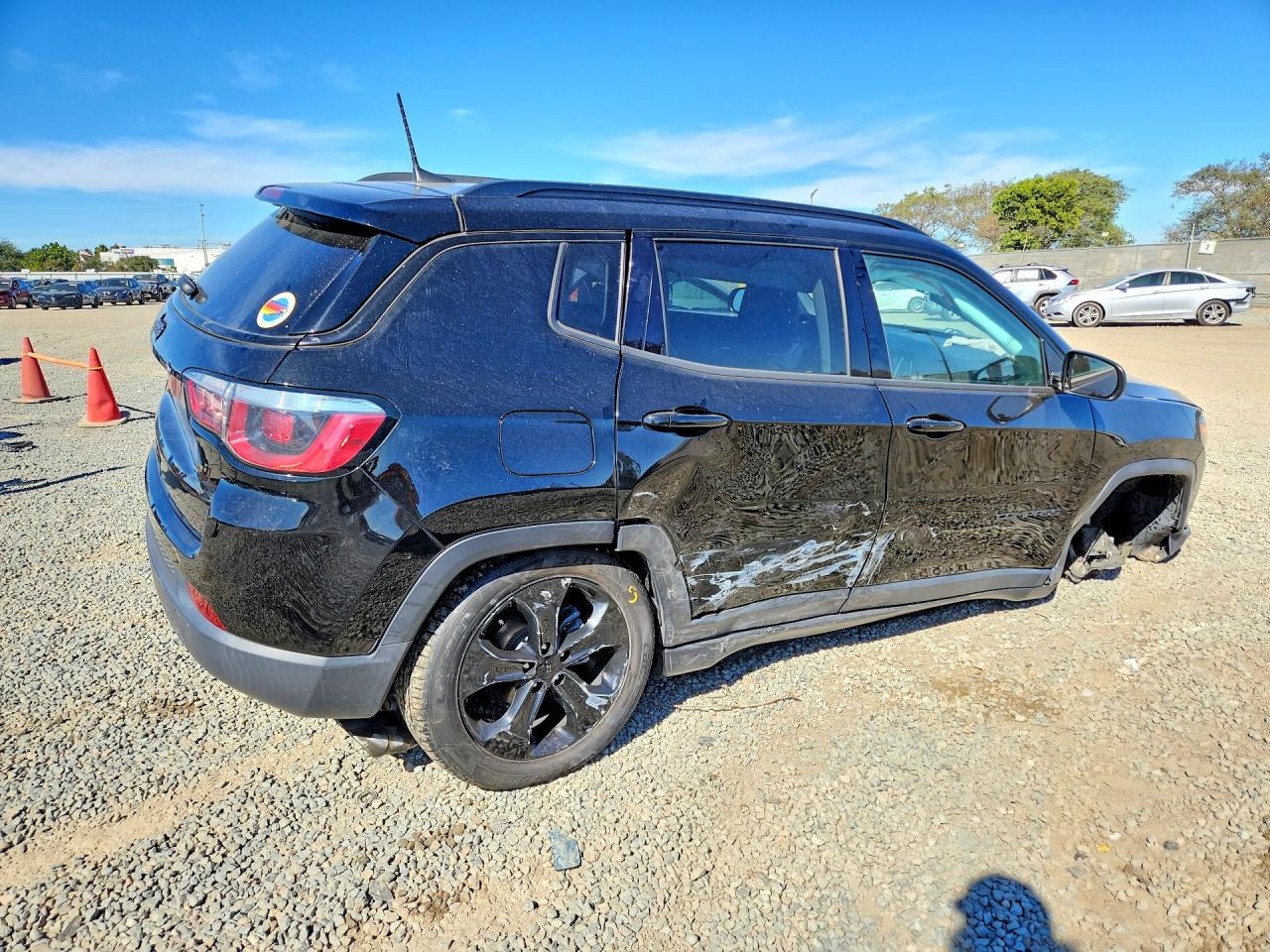 2019 JEEP COMPASS LATITUDE photo 5