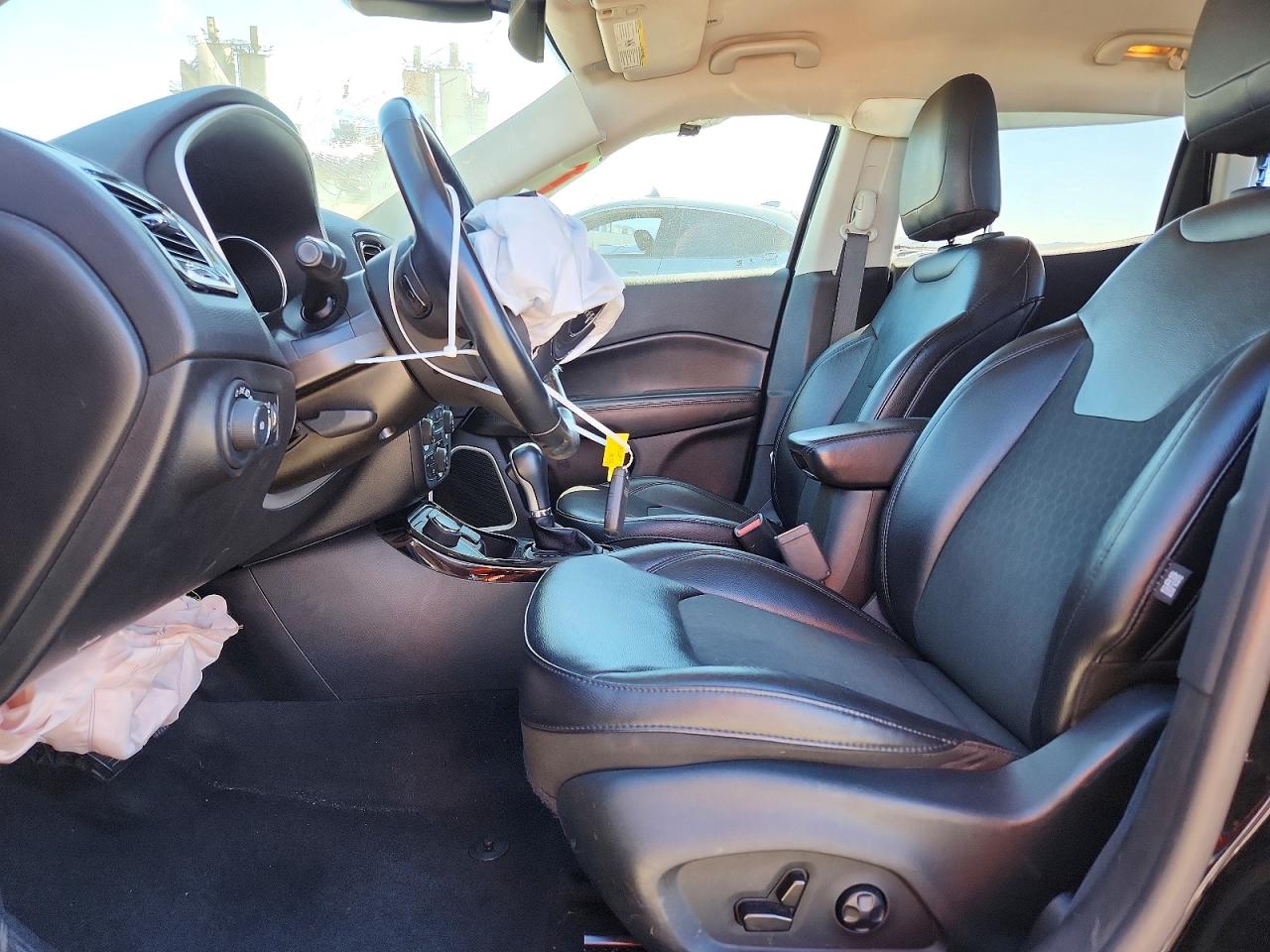 2019 JEEP COMPASS LATITUDE photo 13