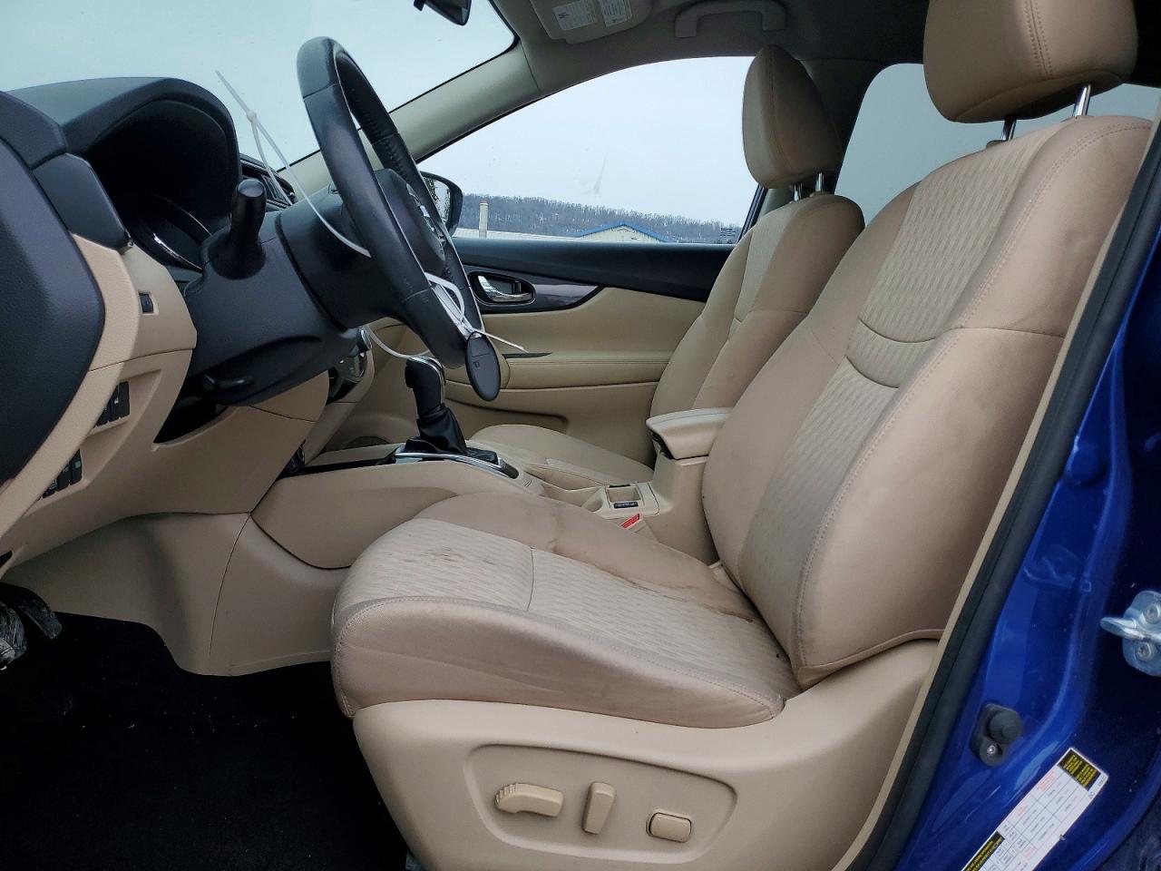 2017 NISSAN ROGUE SV photo 12