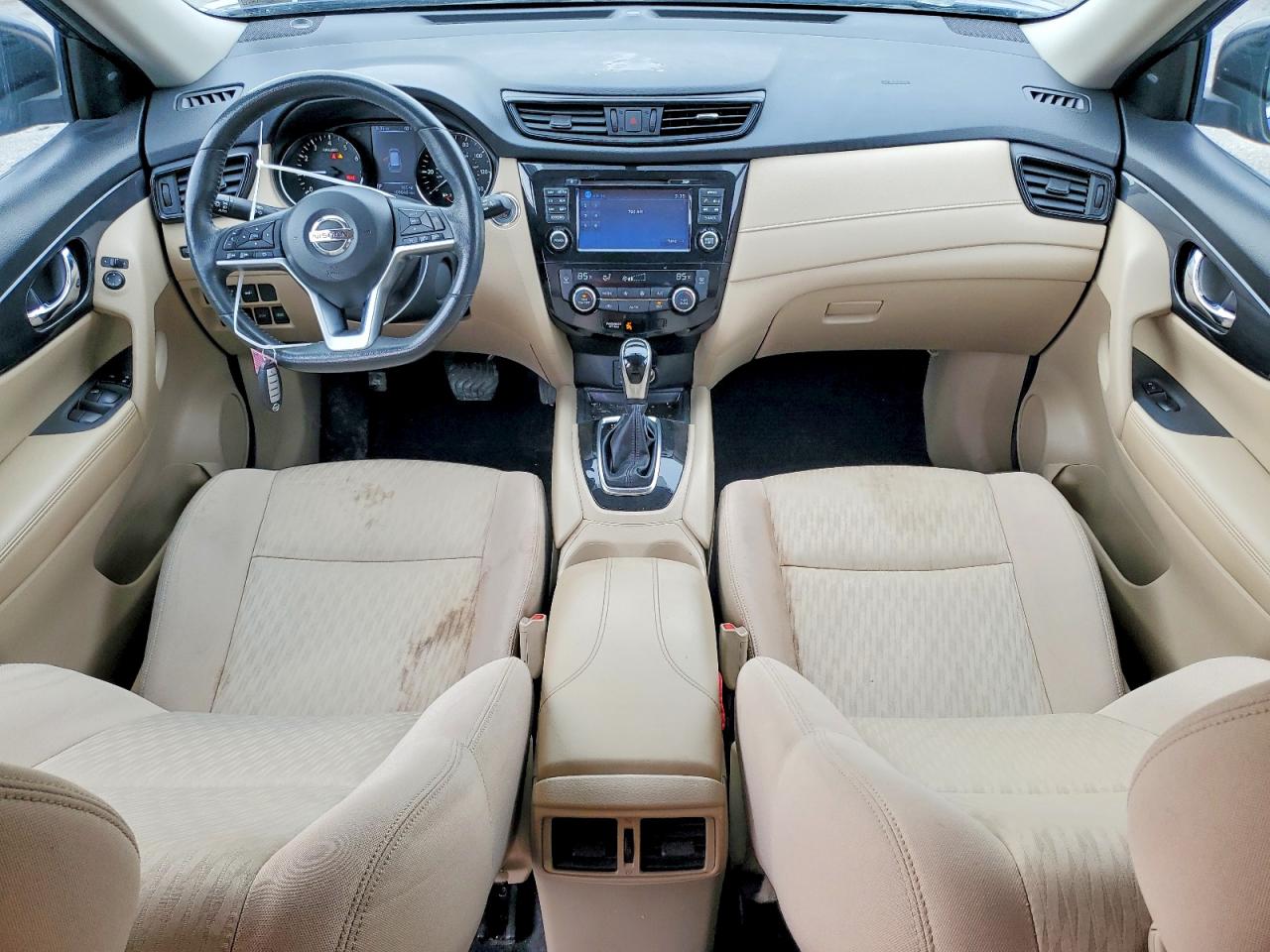 2017 NISSAN ROGUE SV photo 14
