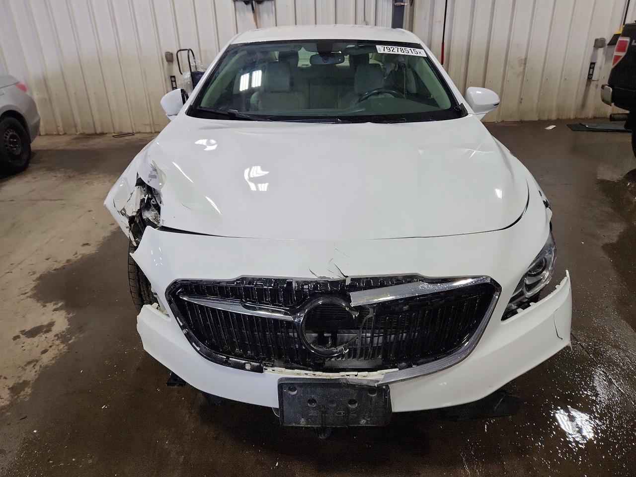 2017 BUICK LACROSSE PREFERRED photo 5