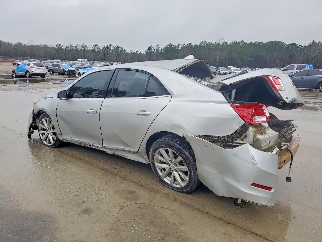 2014 CHEVROLET MALIBU 2LT photo 3