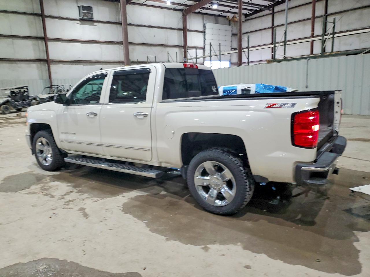 2015 CHEVROLET SILVERADO K1500 LTZ photo 2