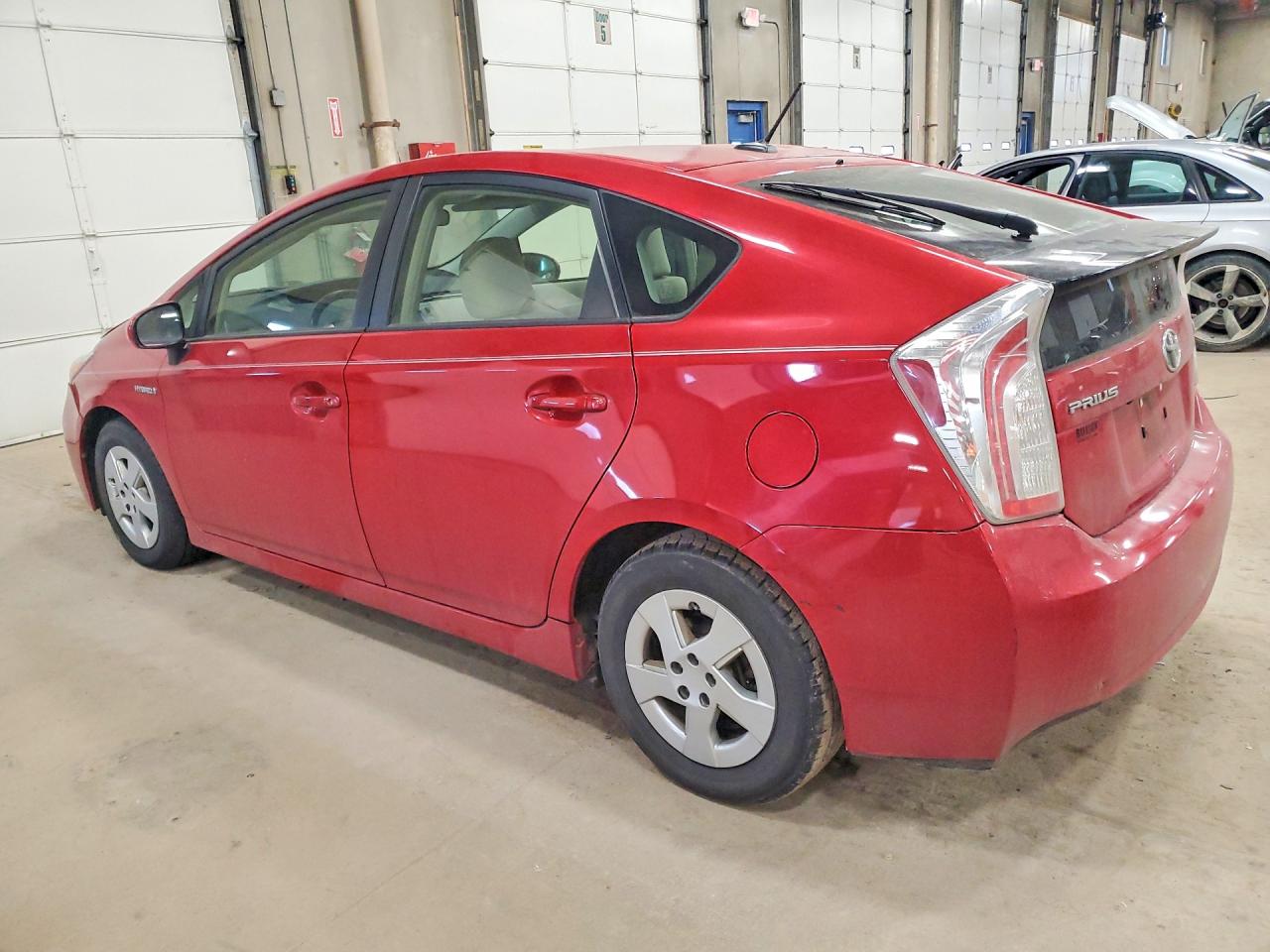2014 TOYOTA PRIUS THREE photo 2