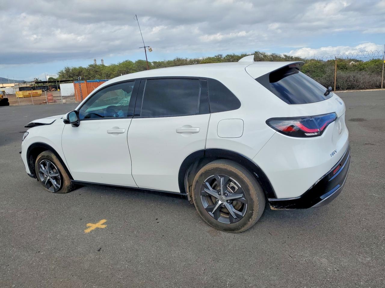 2024 HONDA HR-V photo 2