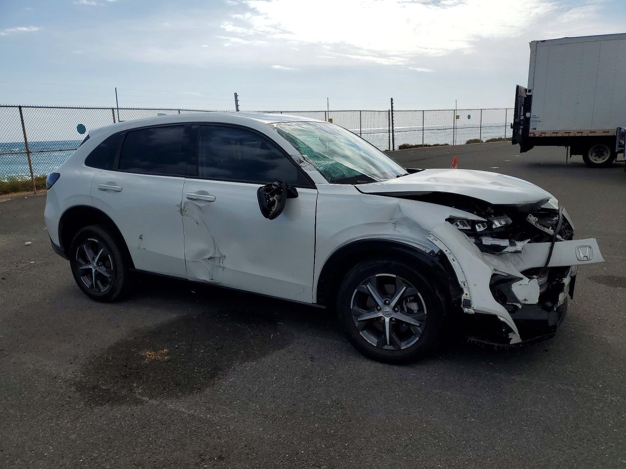 2024 HONDA HR-V photo 4