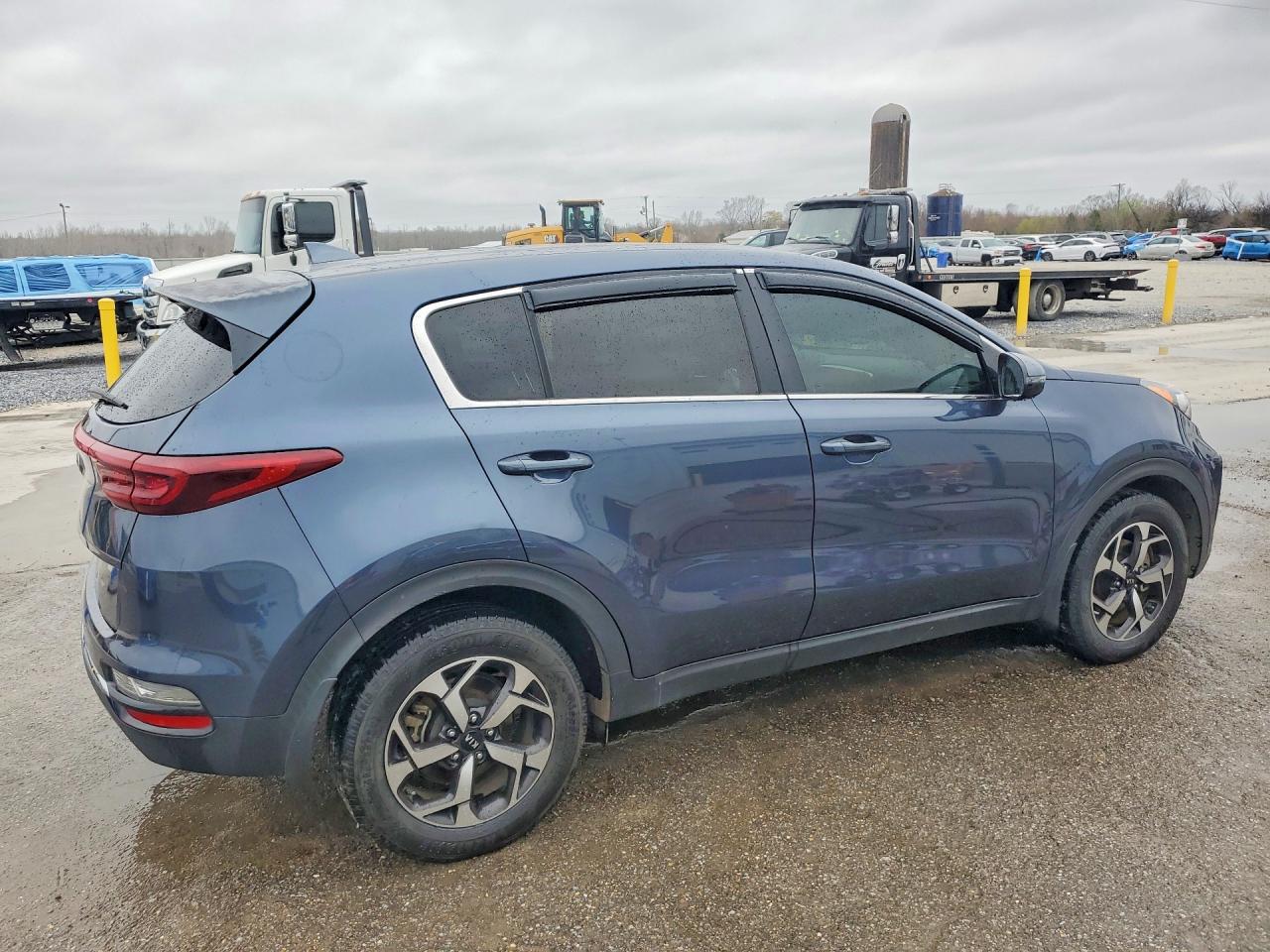 2021 KIA SPORTAGE LX photo 5