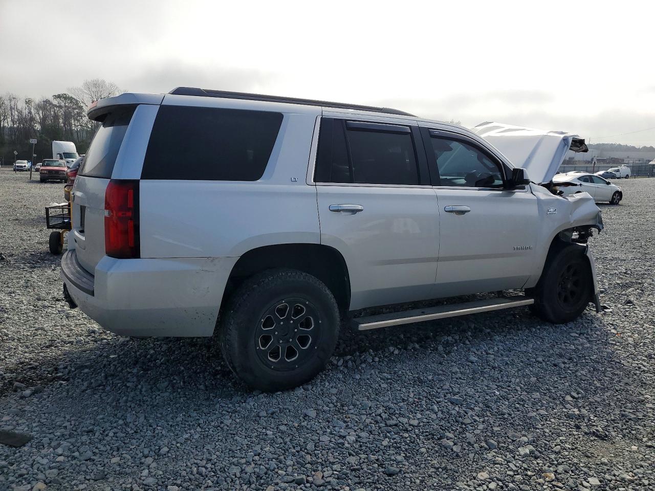 2015 CHEVROLET TAHOE C1500 LT photo 3
