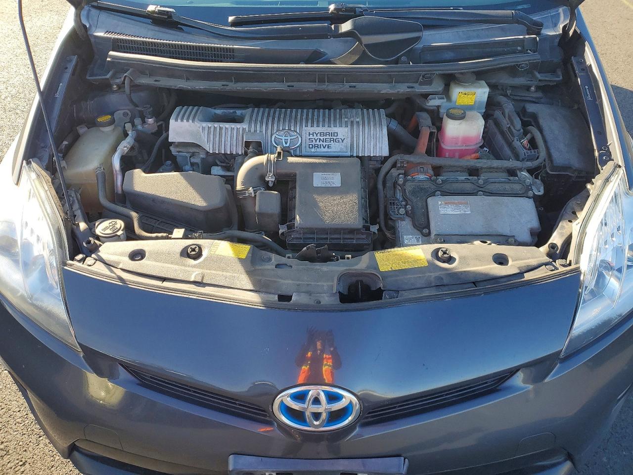 2012 TOYOTA PRIUS THREE photo 11