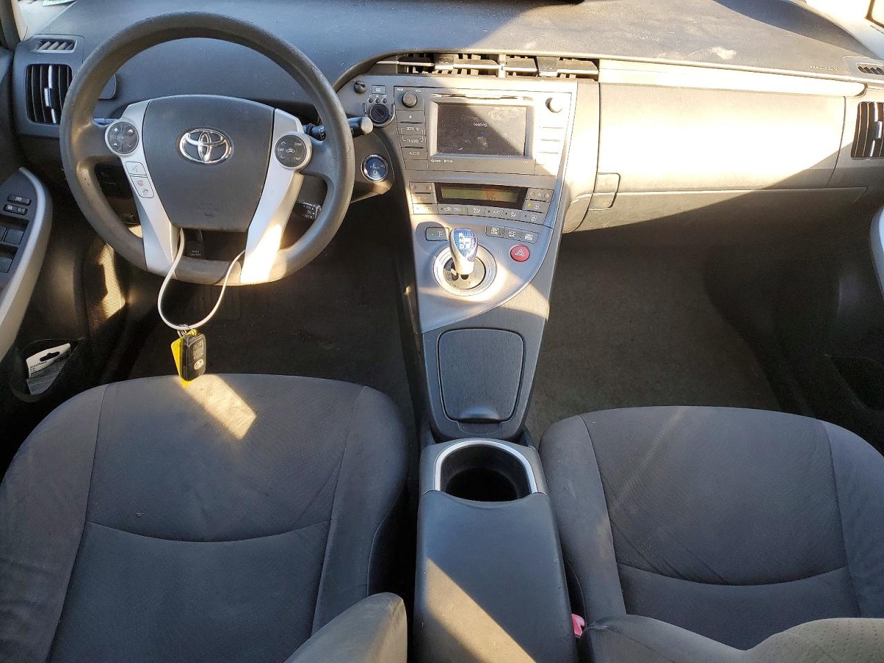 2012 TOYOTA PRIUS THREE photo 8