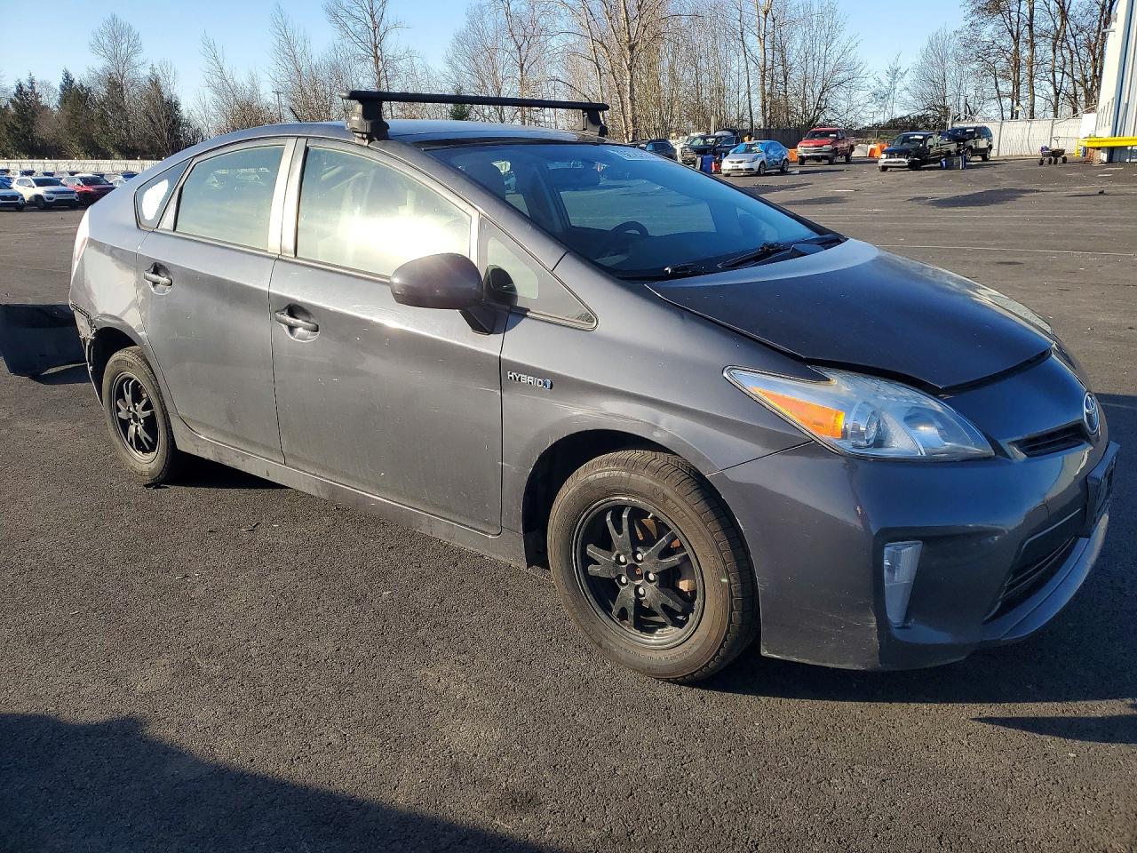 2012 TOYOTA PRIUS THREE photo 4