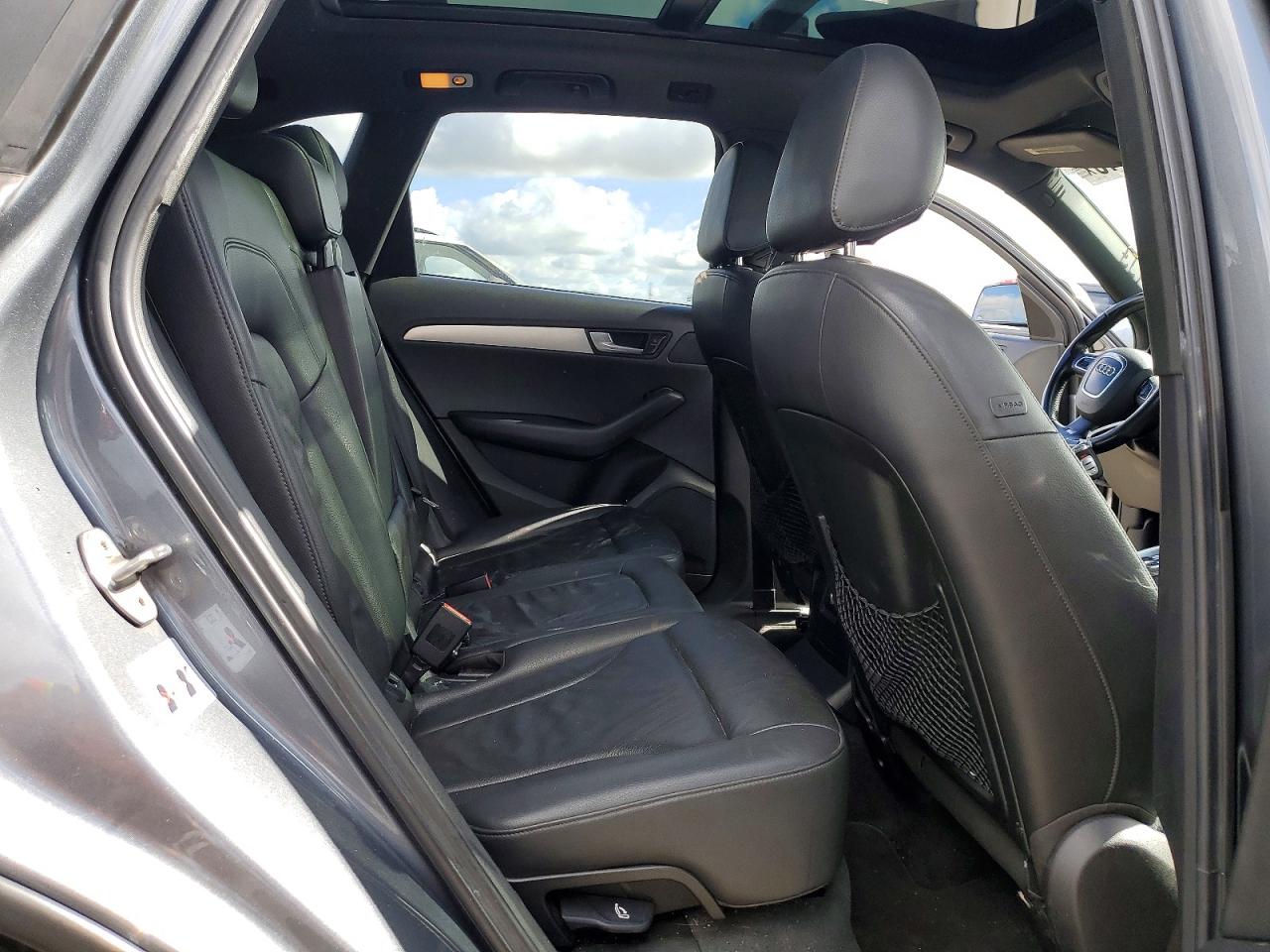 2012 AUDI Q5 PREMIUM PLUS photo 11