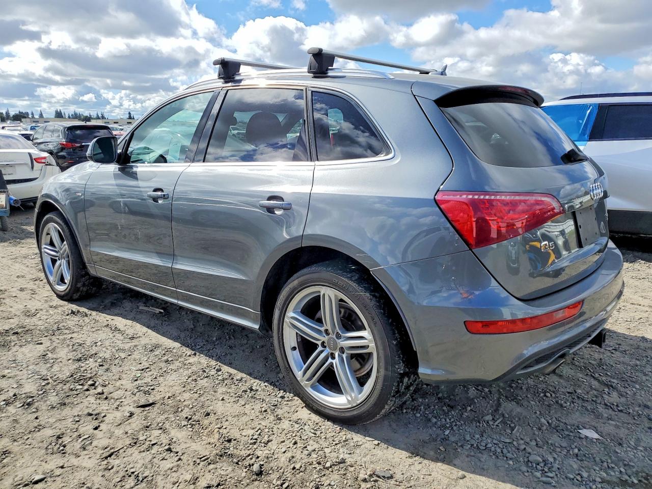 2012 AUDI Q5 PREMIUM PLUS photo 2