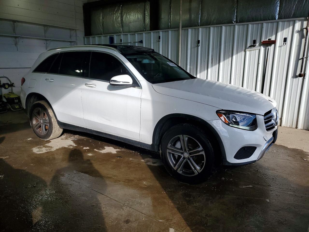 2016 MERCEDES-BENZ GLC 300 4MATIC photo 7