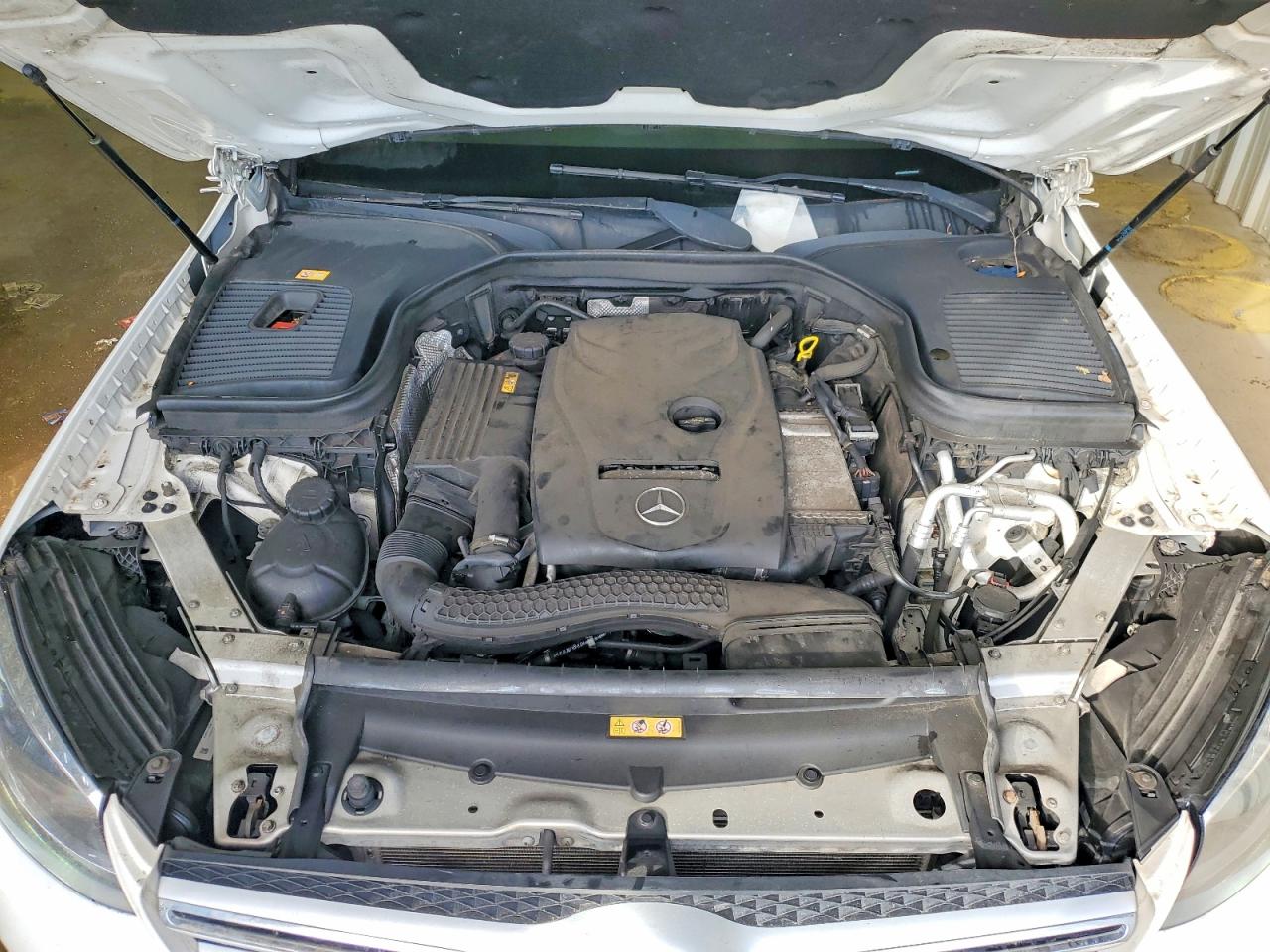 2016 MERCEDES-BENZ GLC 300 4MATIC photo 23