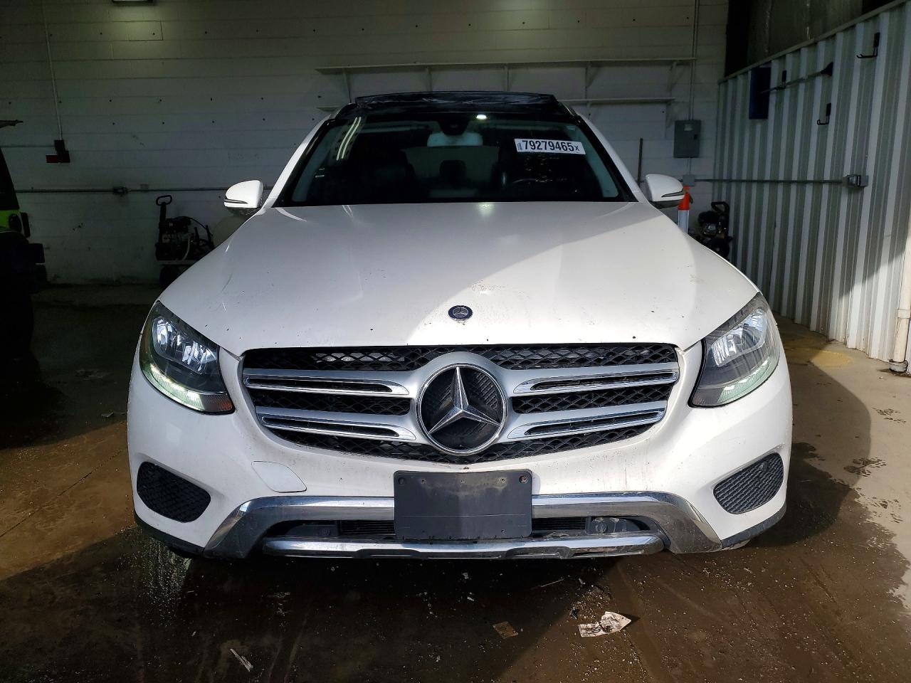 2016 MERCEDES-BENZ GLC 300 4MATIC photo 9