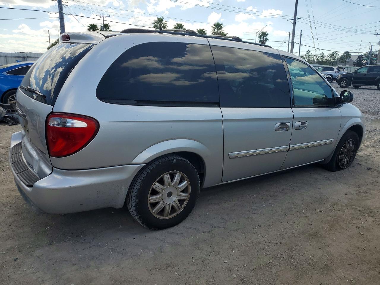 2006 CHRYSLER TOWN & COUNTRY TOURING photo 7