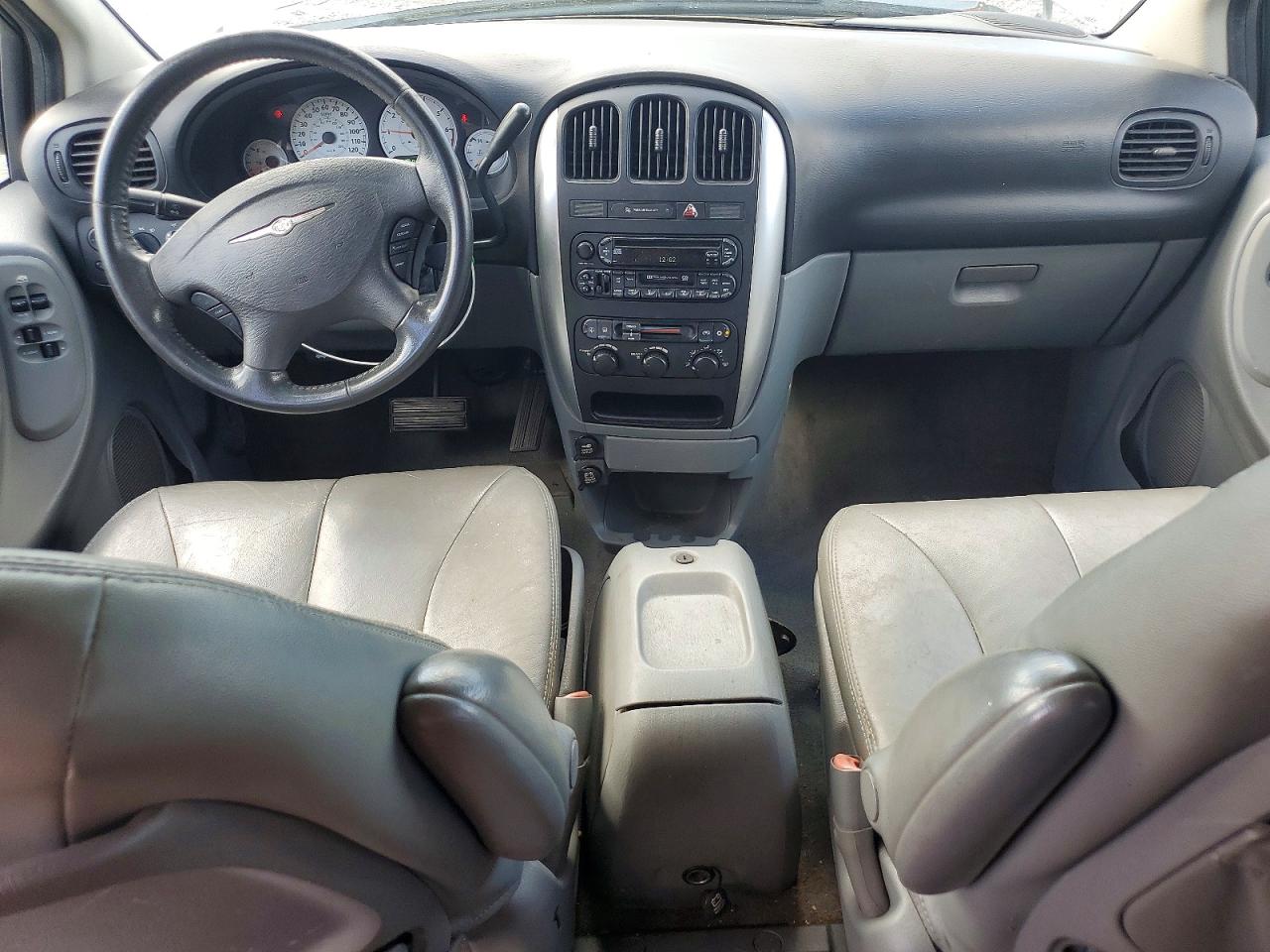 2006 CHRYSLER TOWN & COUNTRY TOURING photo 22
